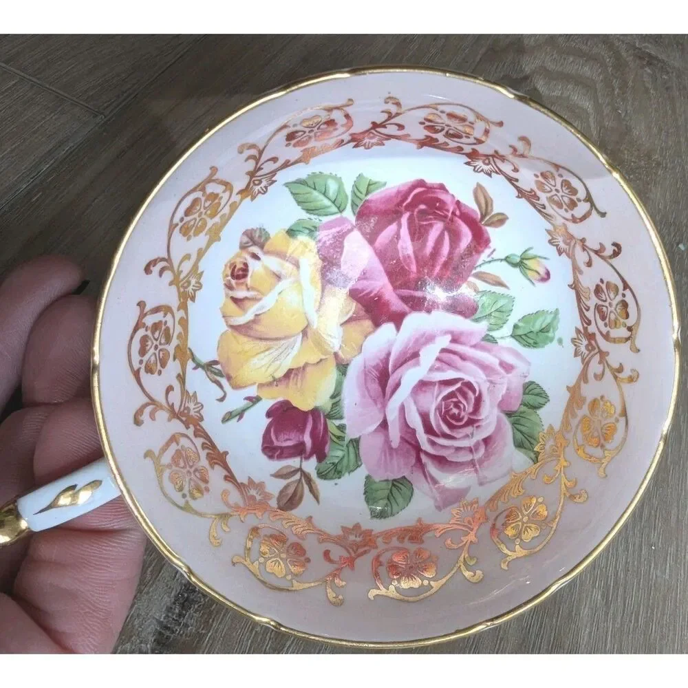 Vintage Paragon Pink Interior Cabbage Rose Teacup w/ Heavy Gold Filigree